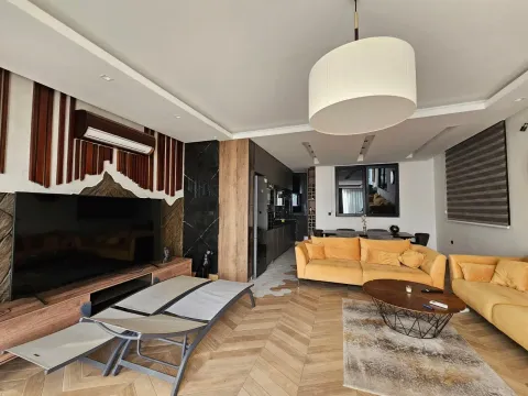 Sale, one bedroom apartment, 170m², Budva, Crna Gora - image 1