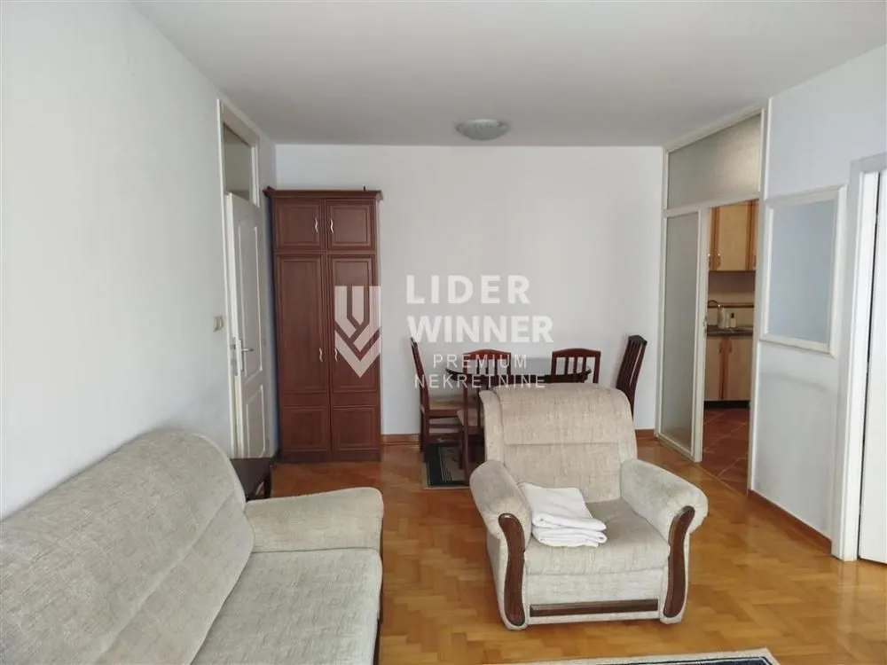 Rent, three bedroom apartment, 67m², Savski Venac, Beograd