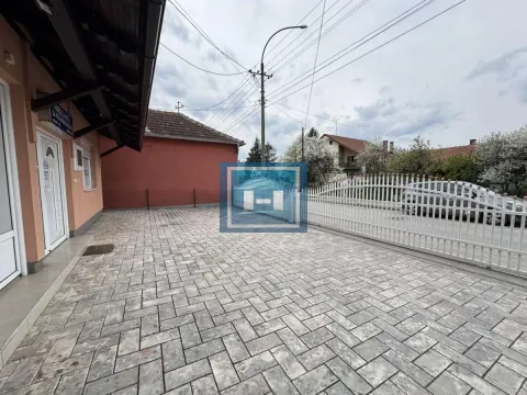 Izdavanje, dvosoban stan, 70m², Centar, Ćuprija - image 12