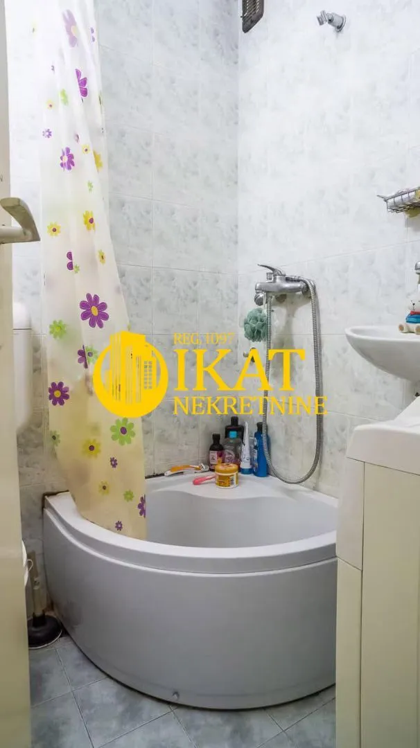 Prodaja, jednosoban stan, 25m², Šumice, Beograd