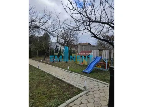 Rent, three bedroom apartment, 56m², Zemun Gornji Grad, Zemun Sve Podlokacije - image 8