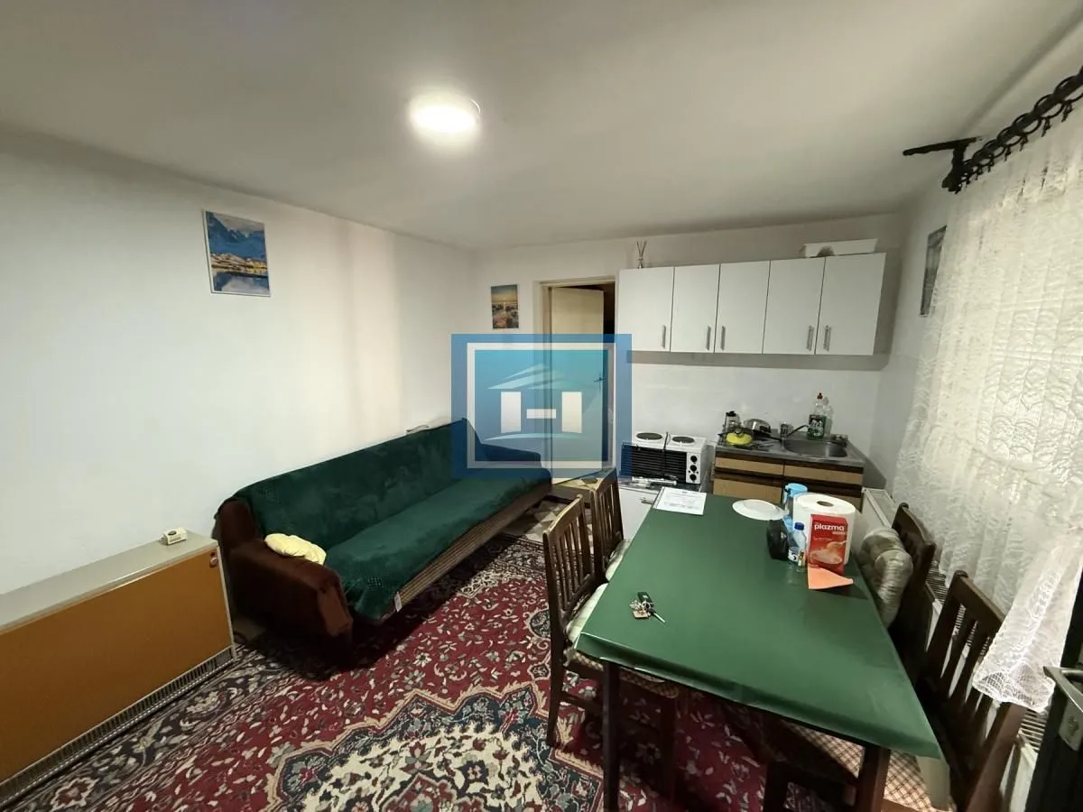 Izdavanje, jednosoban stan, 35m², Tavrića obori, Jagodina