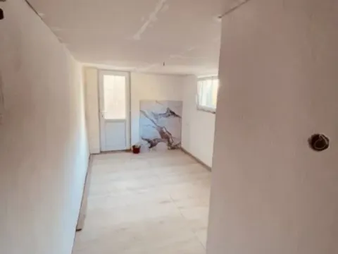 Sale, house, 100m², Hladna Uvala, Bar - image 3