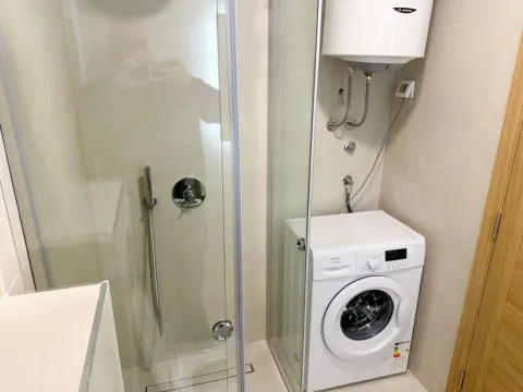 Izdavanje, jednosoban stan, 46m², City Kvart, Podgorica - image 2