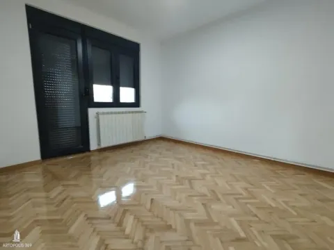 Sale, house, 255m², Leštane, Grocka - image 14