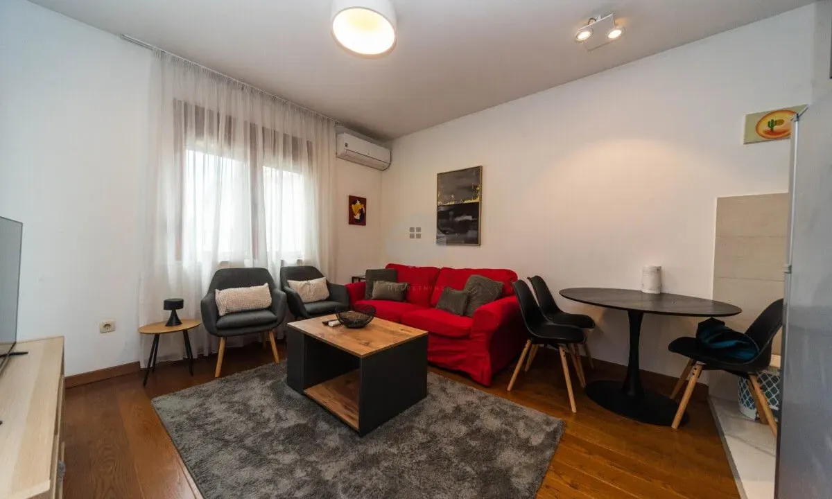 Rent, one bedroom apartment, 45m², Stara Varoš, Podgorica