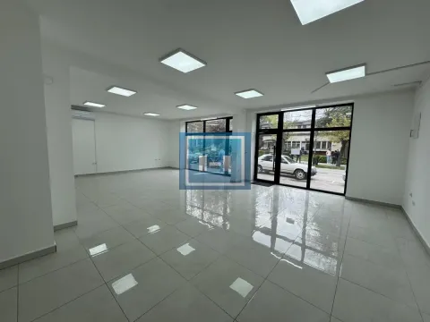 Rent, office space, 110m², Despotovac, Srbija - image 5