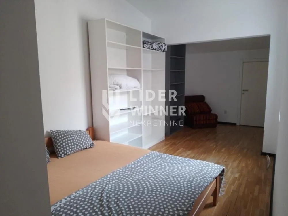 Rent, apartment, 130m², Đeram Pijaca, Beograd