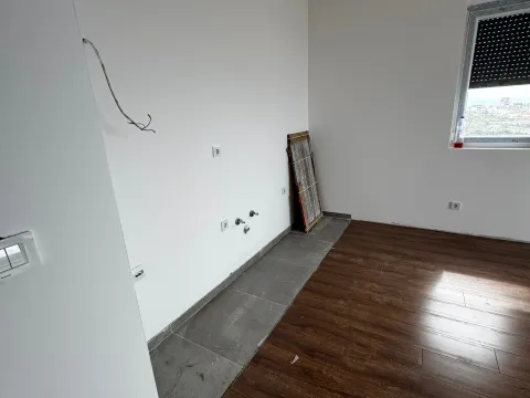 Prodaja, dvosoban stan, 74m², Meterizi, Ulcinj - image 7