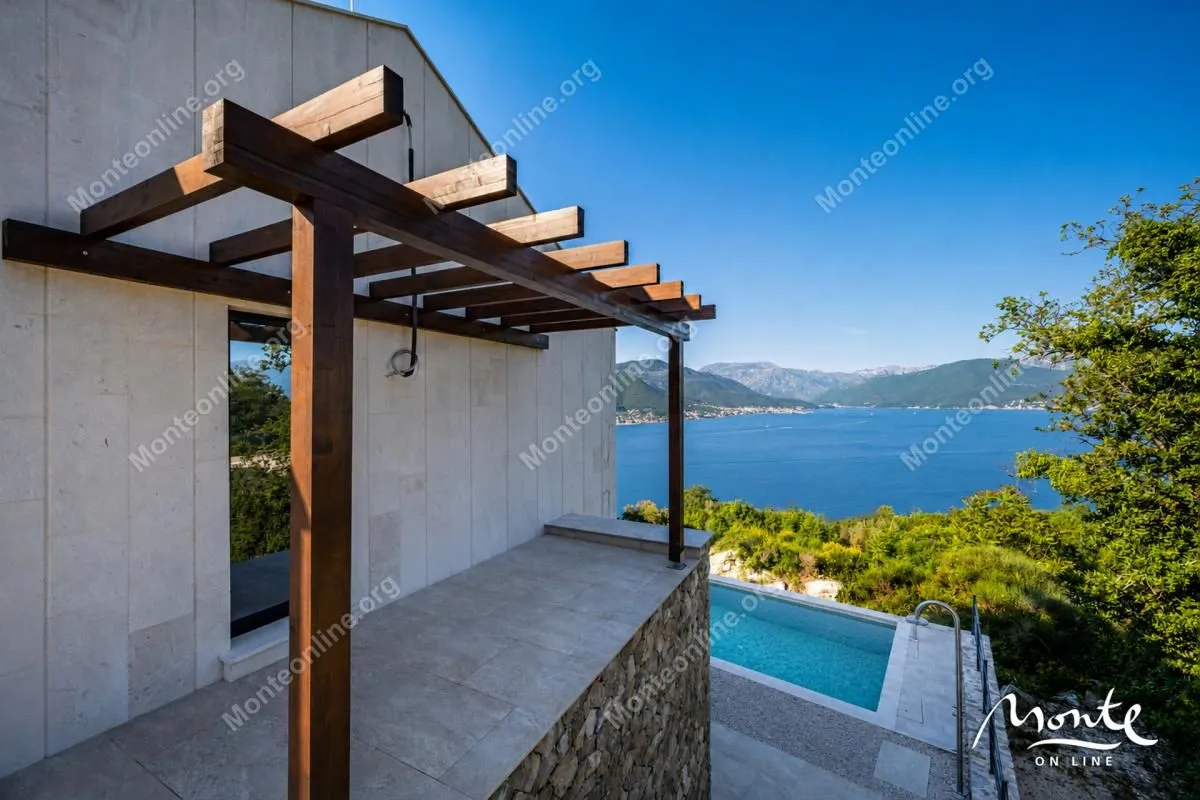 Prodaja, kuća, 166m², Krašići, Tivat