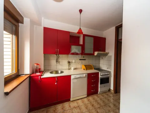 Izdavanje, jednosoban stan, 65m², Centar, Podgorica - image 3