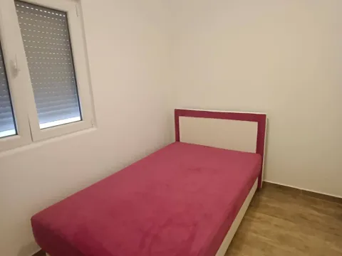 Rent, three bedroom apartment, 88m², Kavač, Kotor - image 7