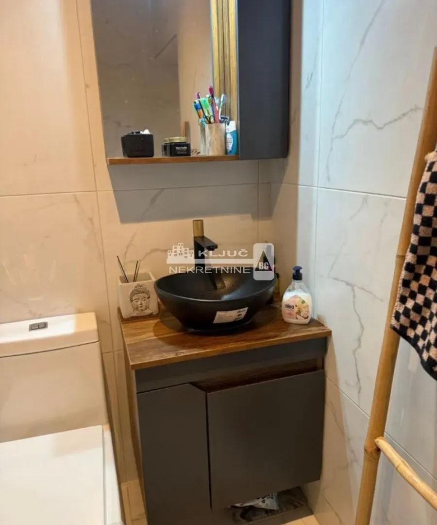 Sale, two bedroom apartment, 87m², Đeram Pijaca, Beograd