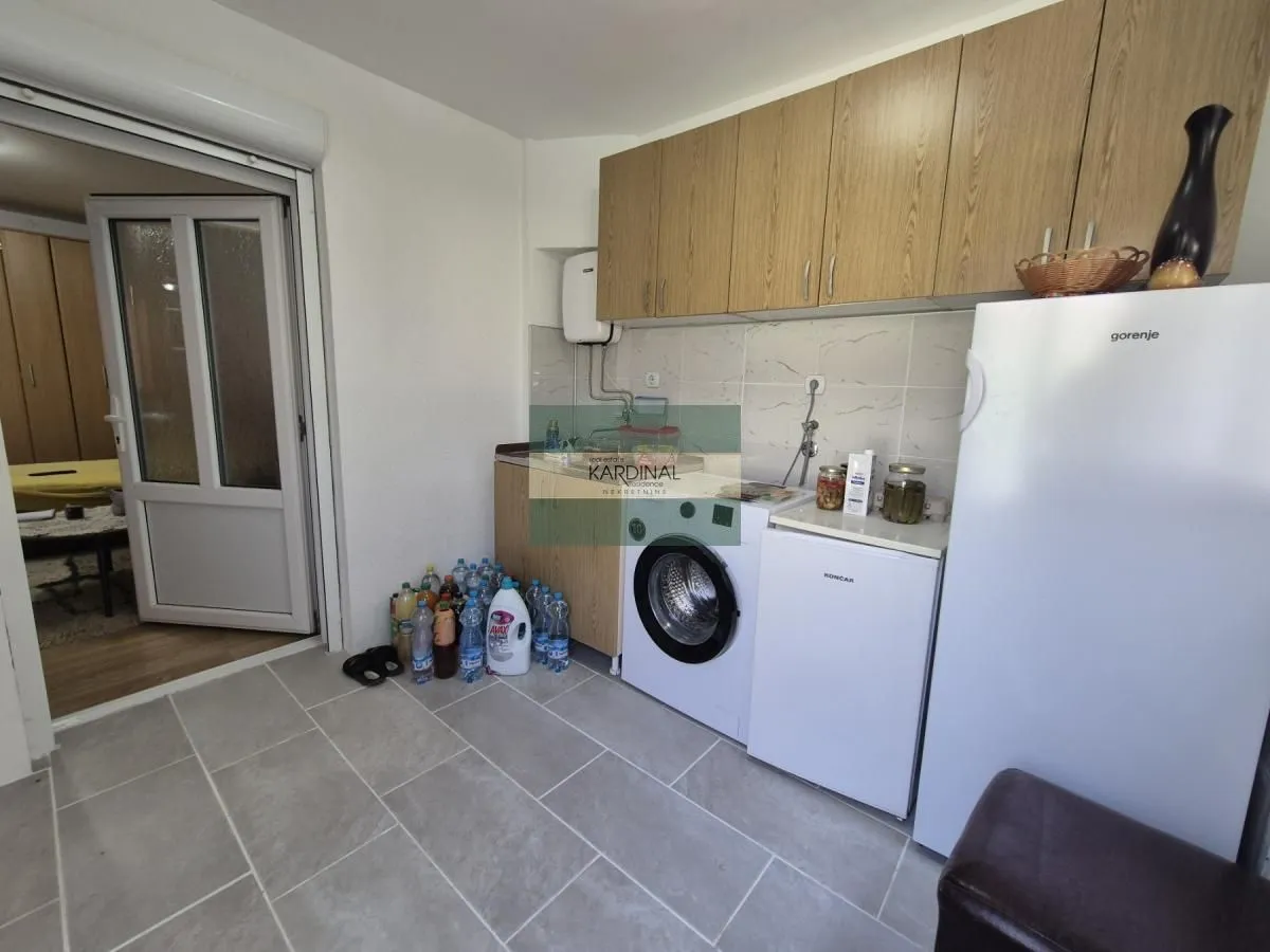 Sale, house, 181m², Kajsijar, Jagodina