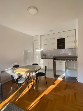 Prodaja, jednosoban stan, 48m², Stari Aerodrom, Podgorica - image 3