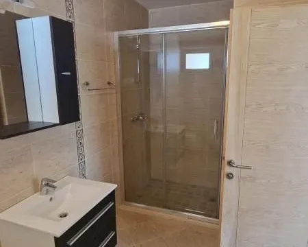 Sale, two bedroom apartment, 105m², Bečići, Budva - image 3