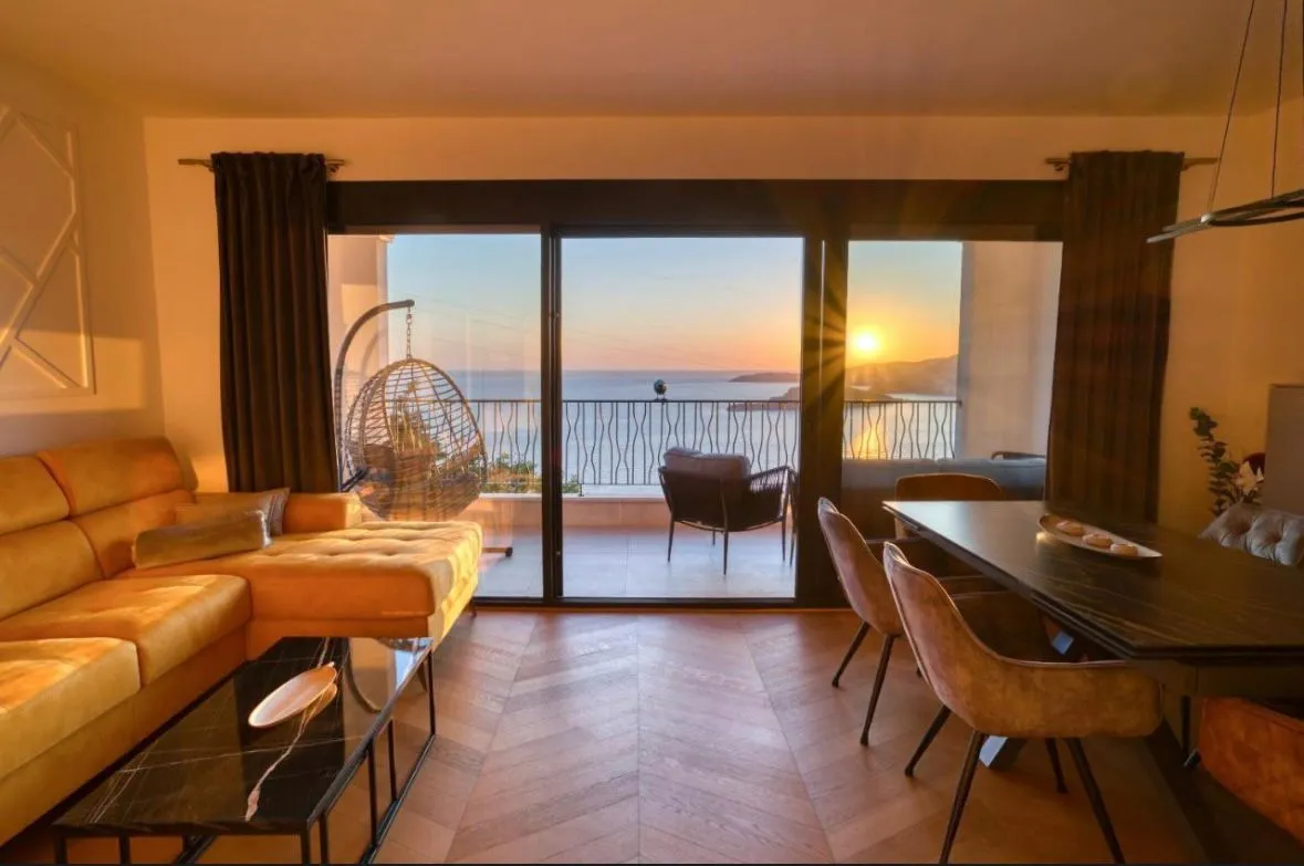 Prodaja, trosoban stan, 90m², Blizikuće, Budva