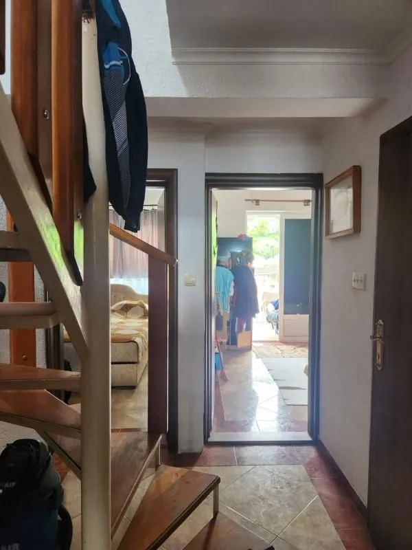 Prodaja, četvorosoban stan, 93m², Bijela, Herceg Novi