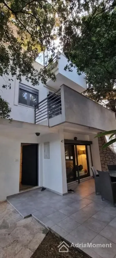 Sale, house, 175m², Utjeha, Bar