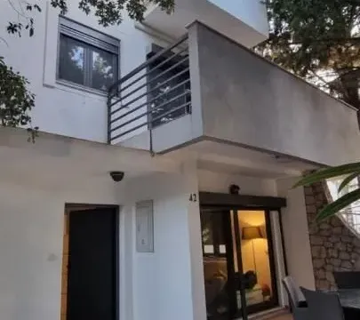 Sale, house, 175m², Utjeha, Bar - image 12