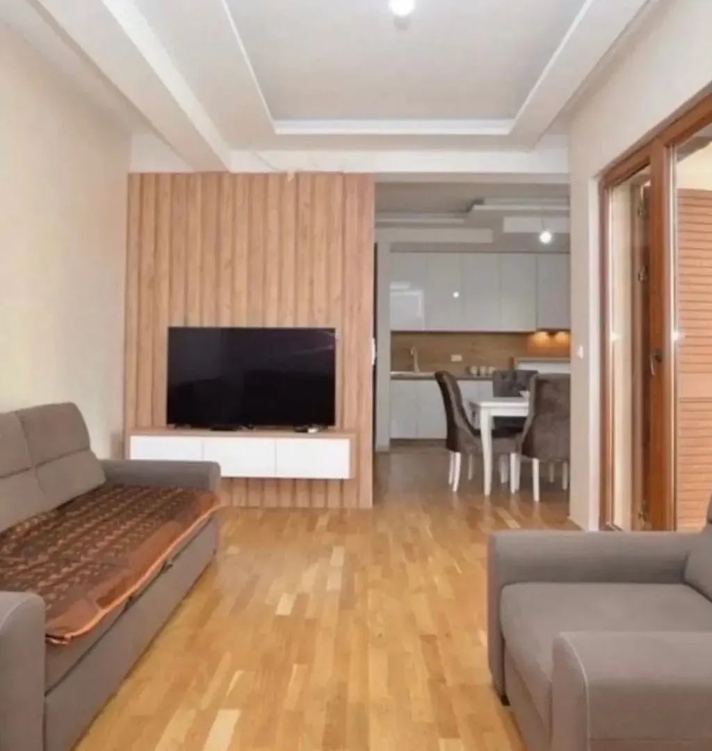 Prodaja, dvosoban stan, 69m², Centar, Tivat