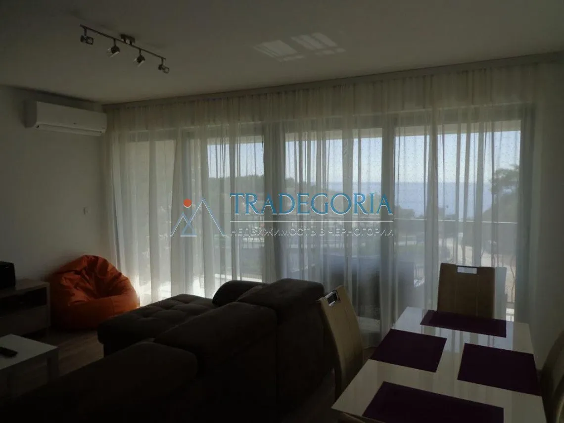 Prodaja, jednosoban stan, 62m², Pržno, Budva