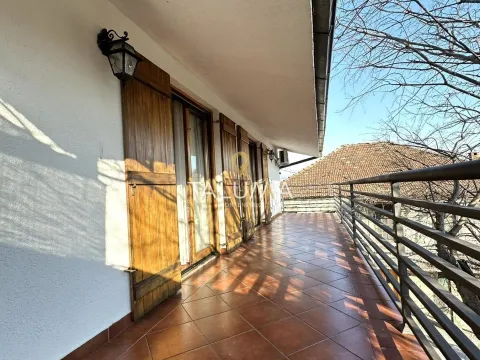 Rent, house, 130m², Zelenika, Podgorica - image 13