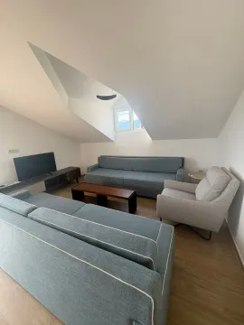 Izdavanje, dvosoban stan, 60m², Tivat, Crna Gora - image 9