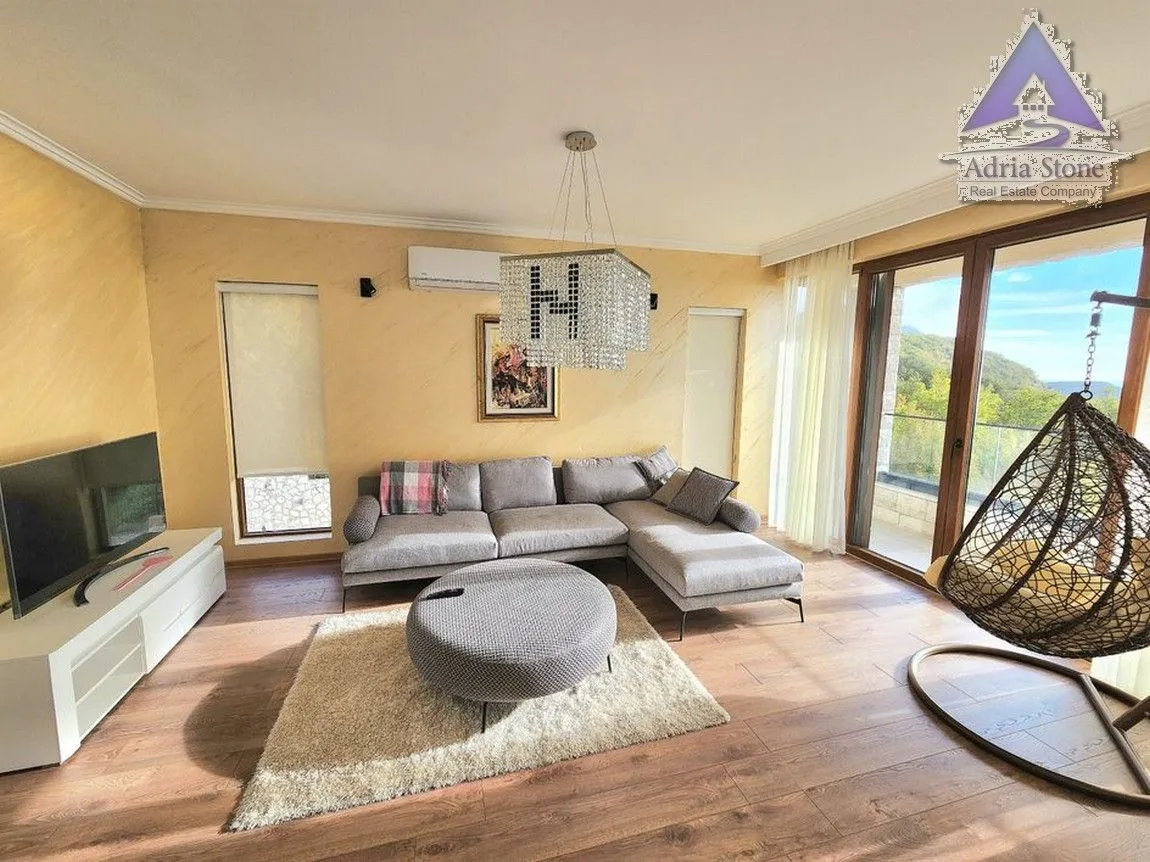 Sale, house, 201m², Kuljače, Budva