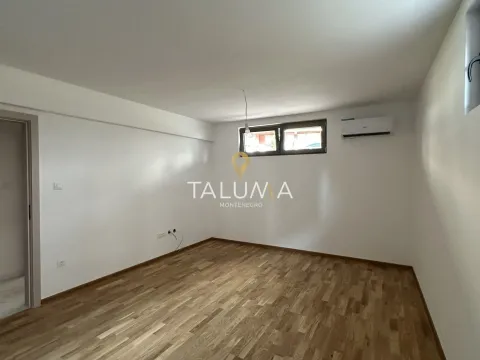 Prodaja, jednosoban stan, 40m², Zabjelo, Podgorica