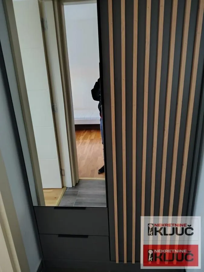 Izdavanje, dvosoban stan, 49m², Detelinara, Novi Sad Sve Podlokacije