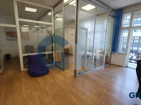 Izdavanje, poslovni prostor, 252m², Stari Grad, Beograd - image 8