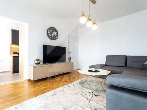 Izdavanje, jednosoban stan, 54m², Baston, Podgorica - image 2