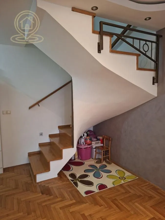 Prodaja, trosoban stan, 70m², Nova Detelinara, Novi Sad Sve Podlokacije