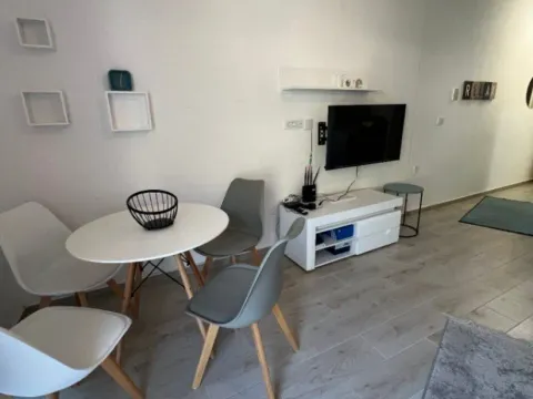 Izdavanje, garsonjera, 35m², Sutomore, Bar - image 4
