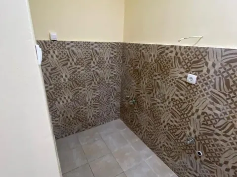 Izdavanje, poslovni prostor, 60m², Čukarica, Beograd - image 10