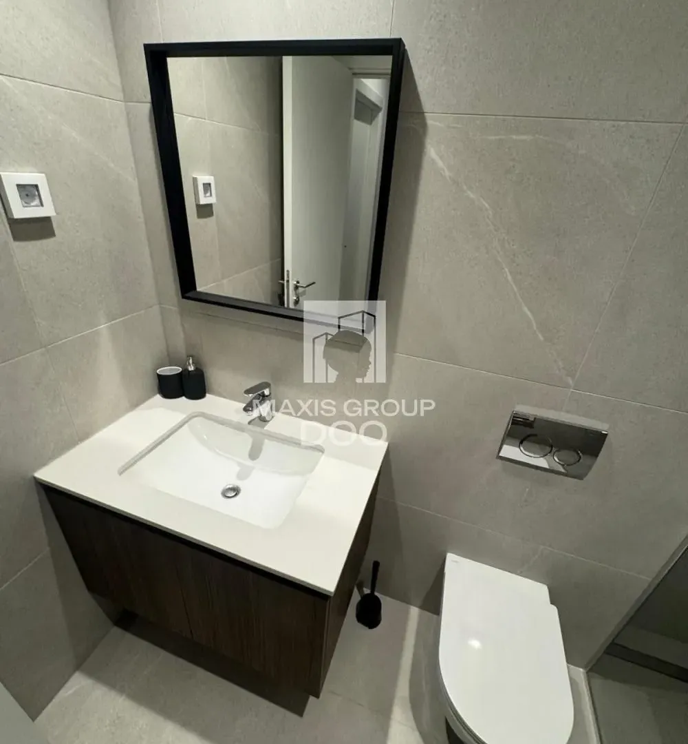 Prodaja, dvosoban stan, 56m², Savski Venac, Beograd