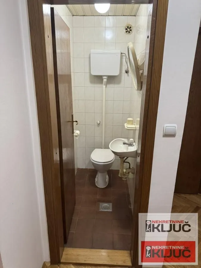 Prodaja, dvosoban stan, 73m², Novo naselje, Novi Sad