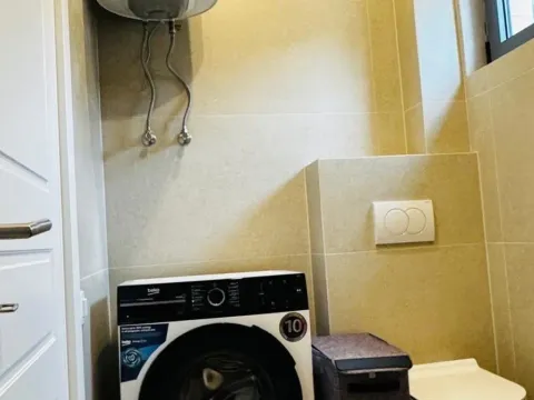 Prodaja, dvosoban stan, 76m², Tivat, Crna Gora - image 10