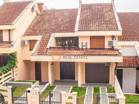 Sale, house, 397m², Ostalo, Podgorica