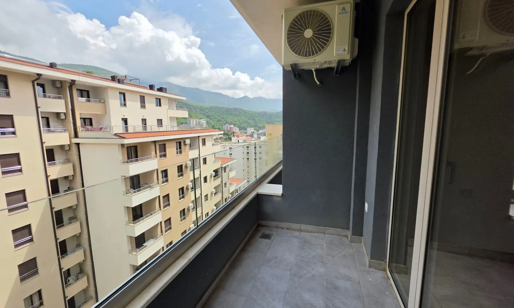 Sale, one bedroom apartment, 45m², Bečići, Budva