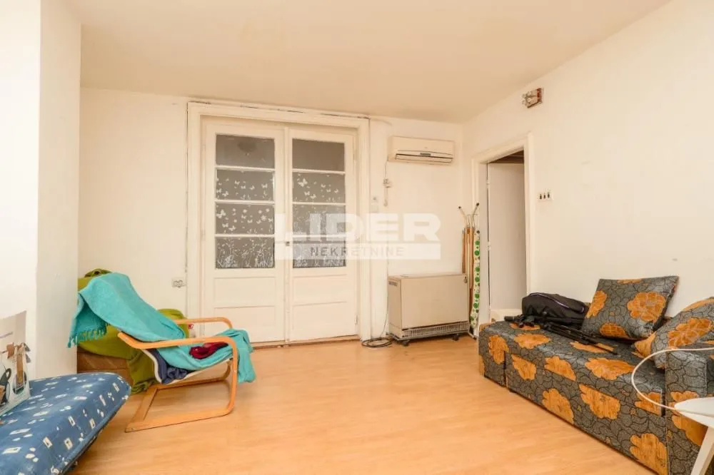 Sale, two bedroom apartment, 50m², Gundulićev Venac, Beograd