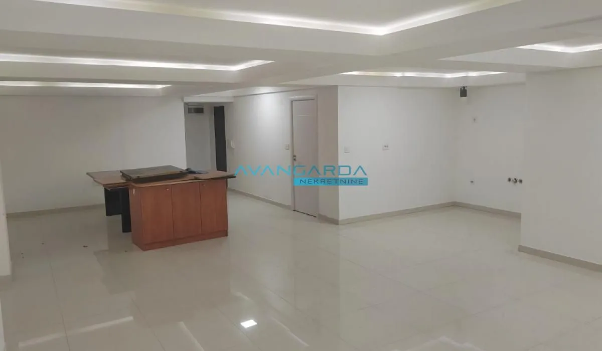 Prodaja, stan, 66m², Čubura, Beograd