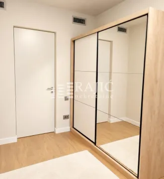 Izdavanje, dvosoban stan, 51m², Novi Beograd Blok 65, Novi Beograd Sve Podlokacije - image 13