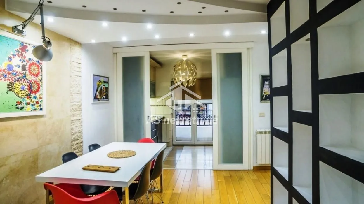 Rent, four bedroom apartment, 140m², Đeram Pijaca, Beograd