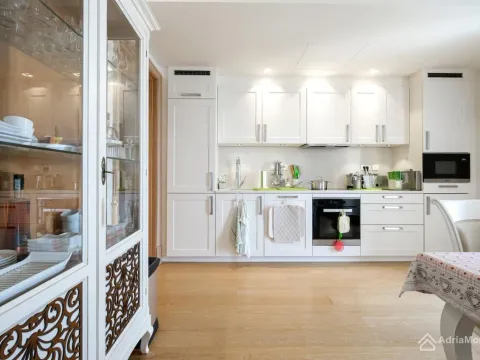 Sale, two bedroom apartment, 116m², Porto Montenegro, Tivat - image 6