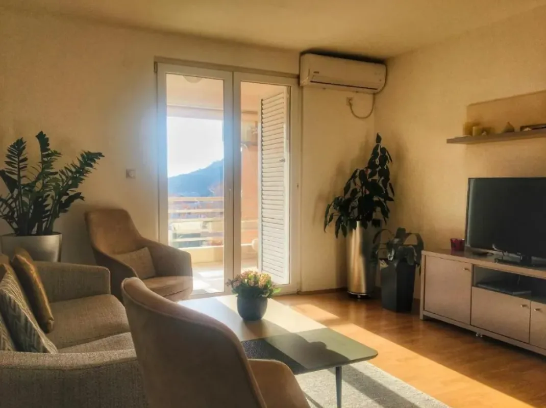 Prodaja, dvosoban stan, 75m², Petrovac, Budva