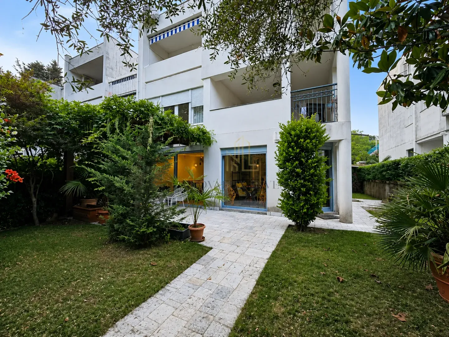 Rent, three bedroom apartment, 150m², Gorica C, Podgorica