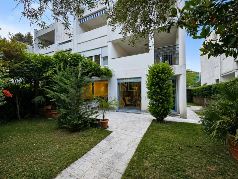Rent, three bedroom apartment, 150m², Gorica C, Podgorica - image 18