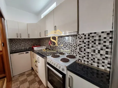 Rent, three bedroom apartment, 90m², Centar, Kotor - image 8
